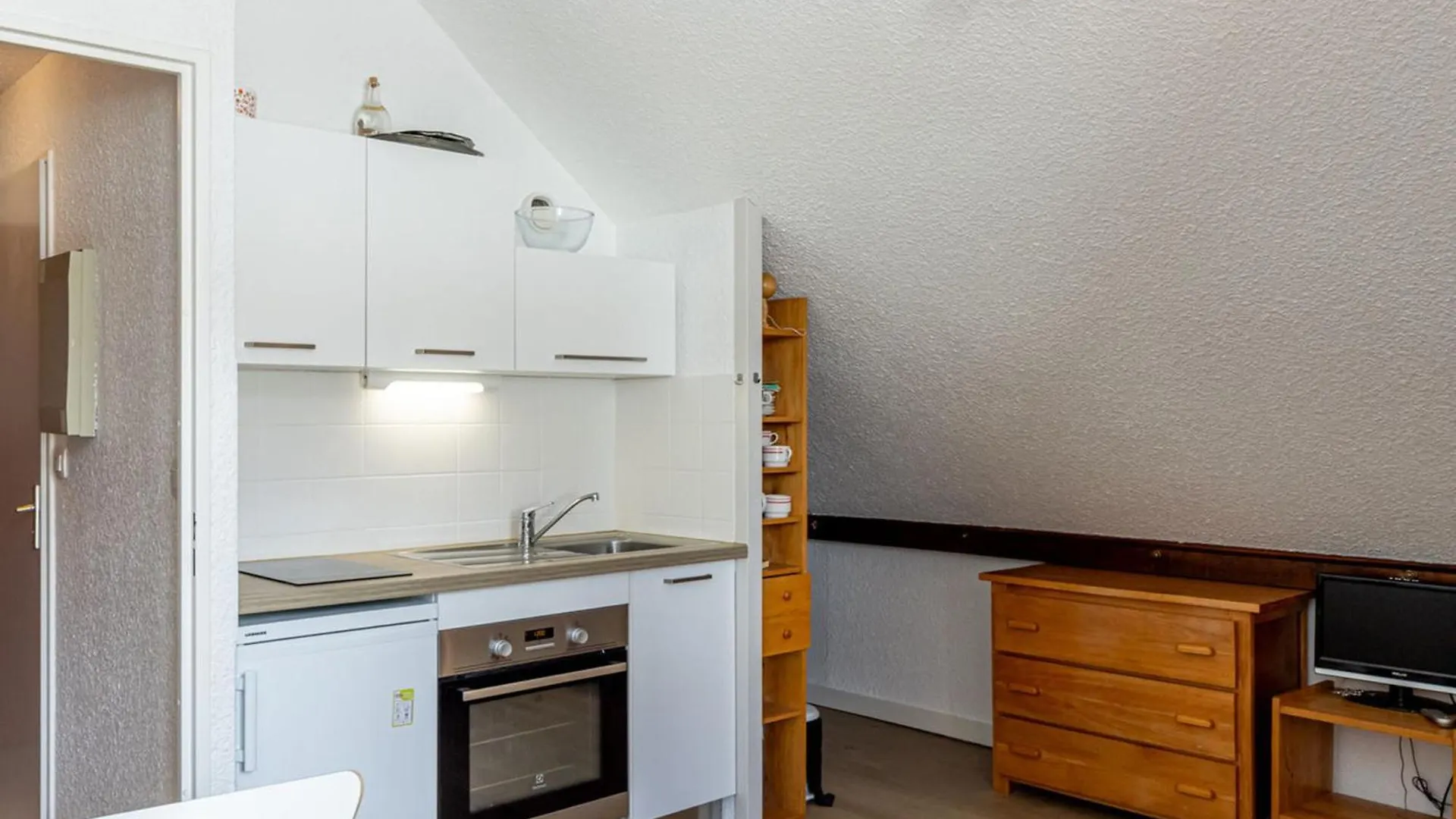 Studio Proche Pistes Pour 4 Pers. Avec Baignoire, Ascenseur Et Appareils De Cuisine - Fr-1-807-21 Saint-François-Longchamp Apartmán
